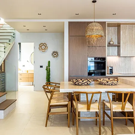 Monkey Luxury Villa, Dhermi - Sea View, Jacuzzi, Free Parking And