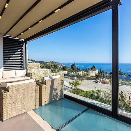 Monkey Luxury Villa, Dhermi - Sea View, Jacuzzi, Free Parking And Villa