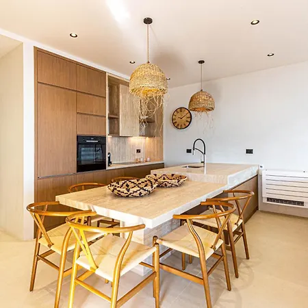 Villa Monkey Luxury Villa, Dhermi - Sea View, Jacuzzi, Free Parking And *