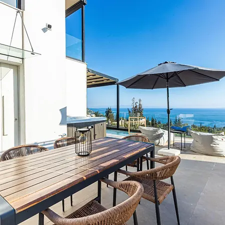 Monkey Luxury Villa, Dhermi - Sea View, Jacuzzi, Free Parking And Villa *