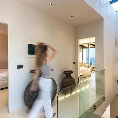 Monkey Luxury Villa, Dhermi - Sea View, Jacuzzi, Free Parking And Villa *